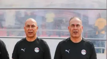 حسام وإبراهيم حسن يبكيان على الهواء بسبب والدتهما